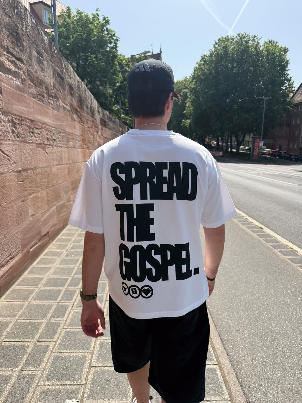 christliches TShirt mit der Aufschrift Spread the Gospel